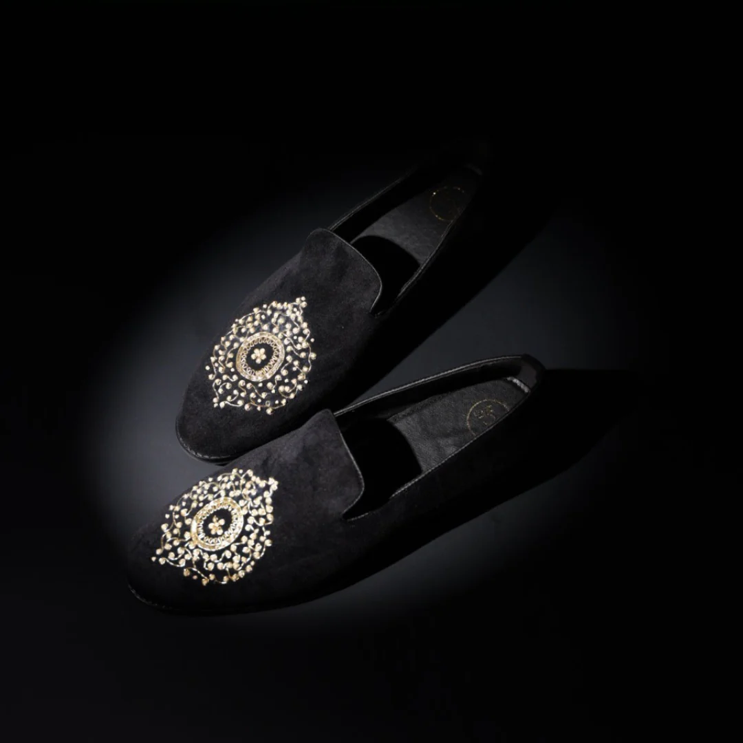 Monkstory Maharaja Zardosi Embroidered Slip-Ons – Black - Image 4