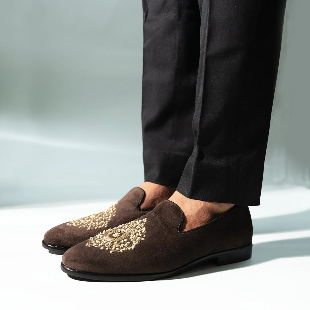 Monkstory Maharaja Zardosi Embroidered Slip-Ons – Brown - Image 2