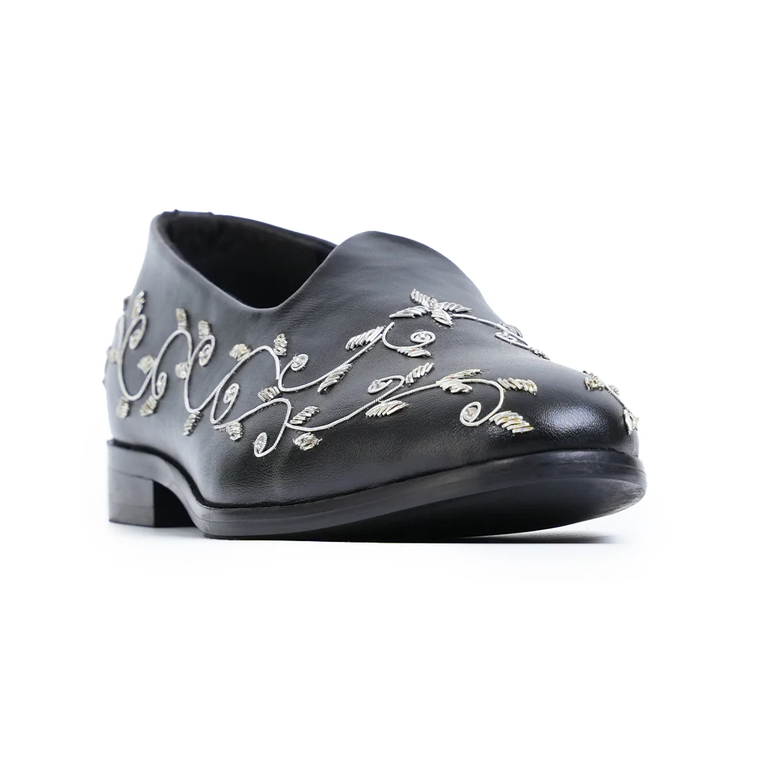 Monkstory Regal Floral Zardosi Mojari – Black - Image 6